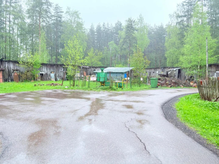 Участок 8 сот. с домом в Песочном